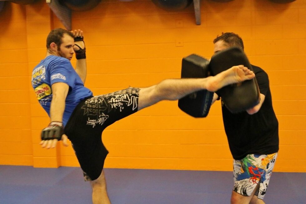 Beginner Kickboxing Rothwell MMA